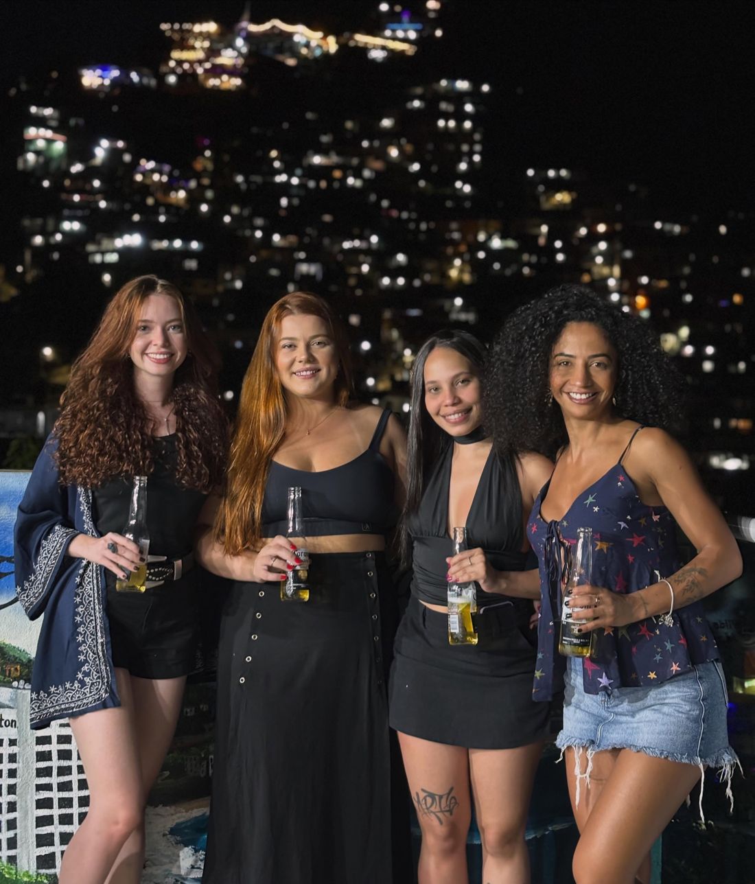 Amigas à noite